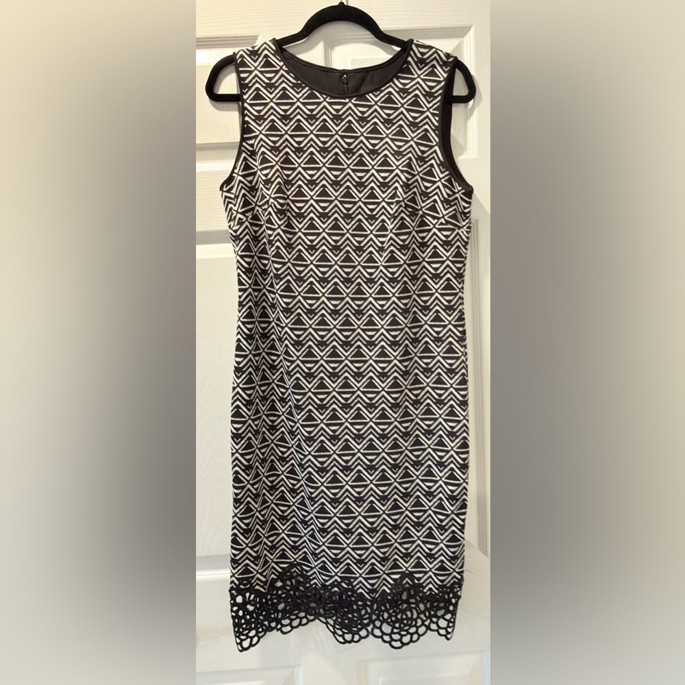 Elegant Black and White Patterned dress